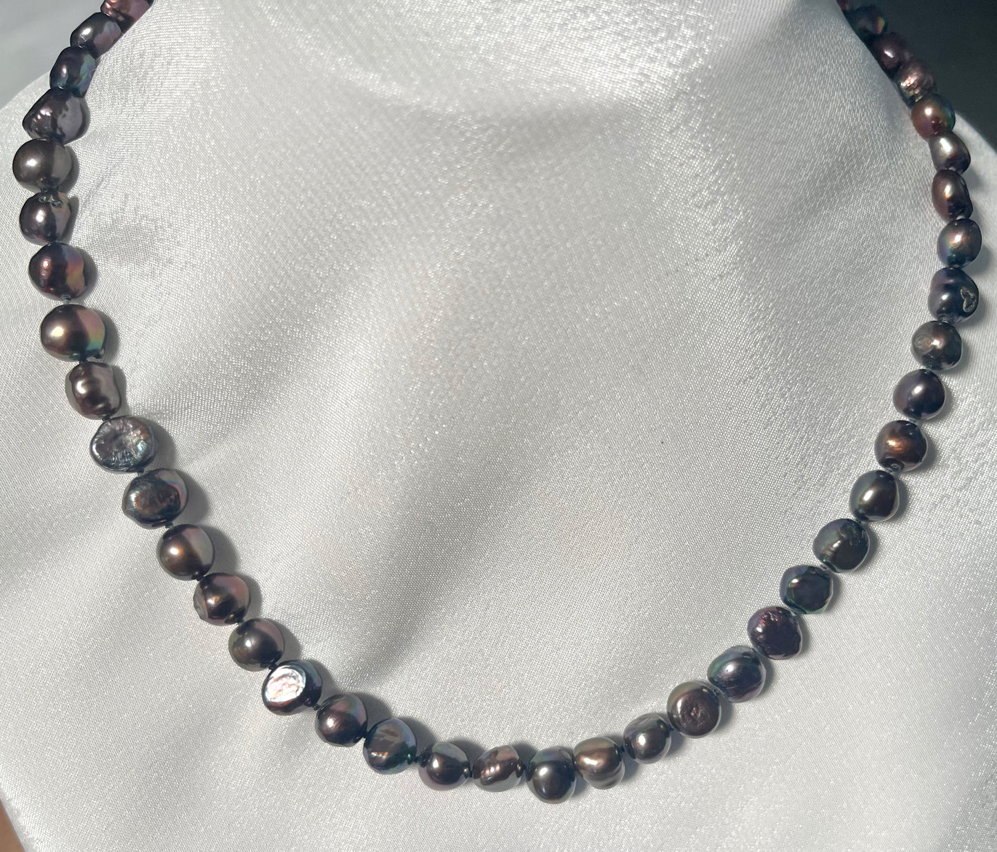 Peacock Freshwater Pearls Necklace - 4 ways to wear - iridescent 7mm-9mm pearls