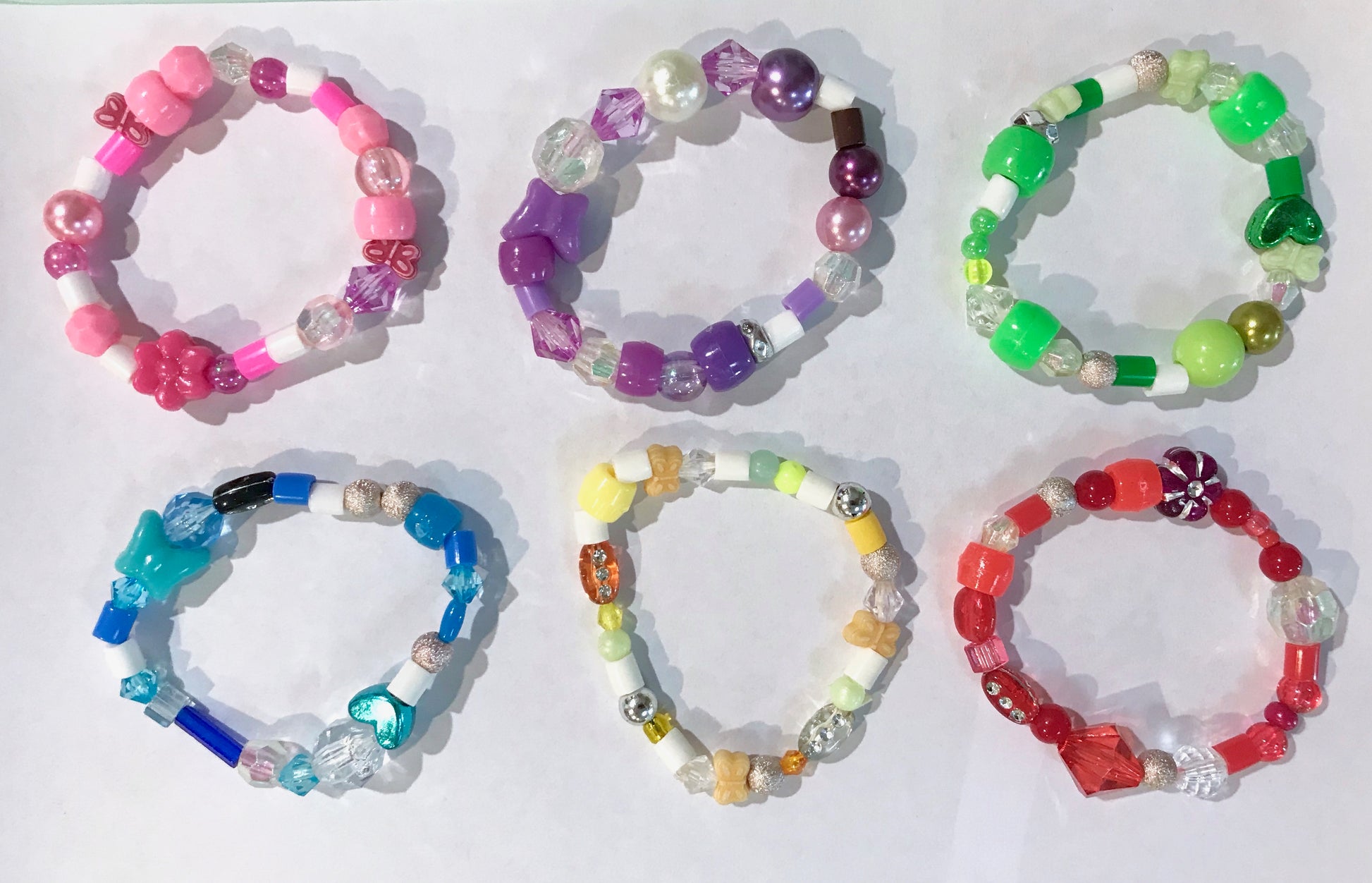 kids bracelets elastic beads colourful red pink yellow green blue purple