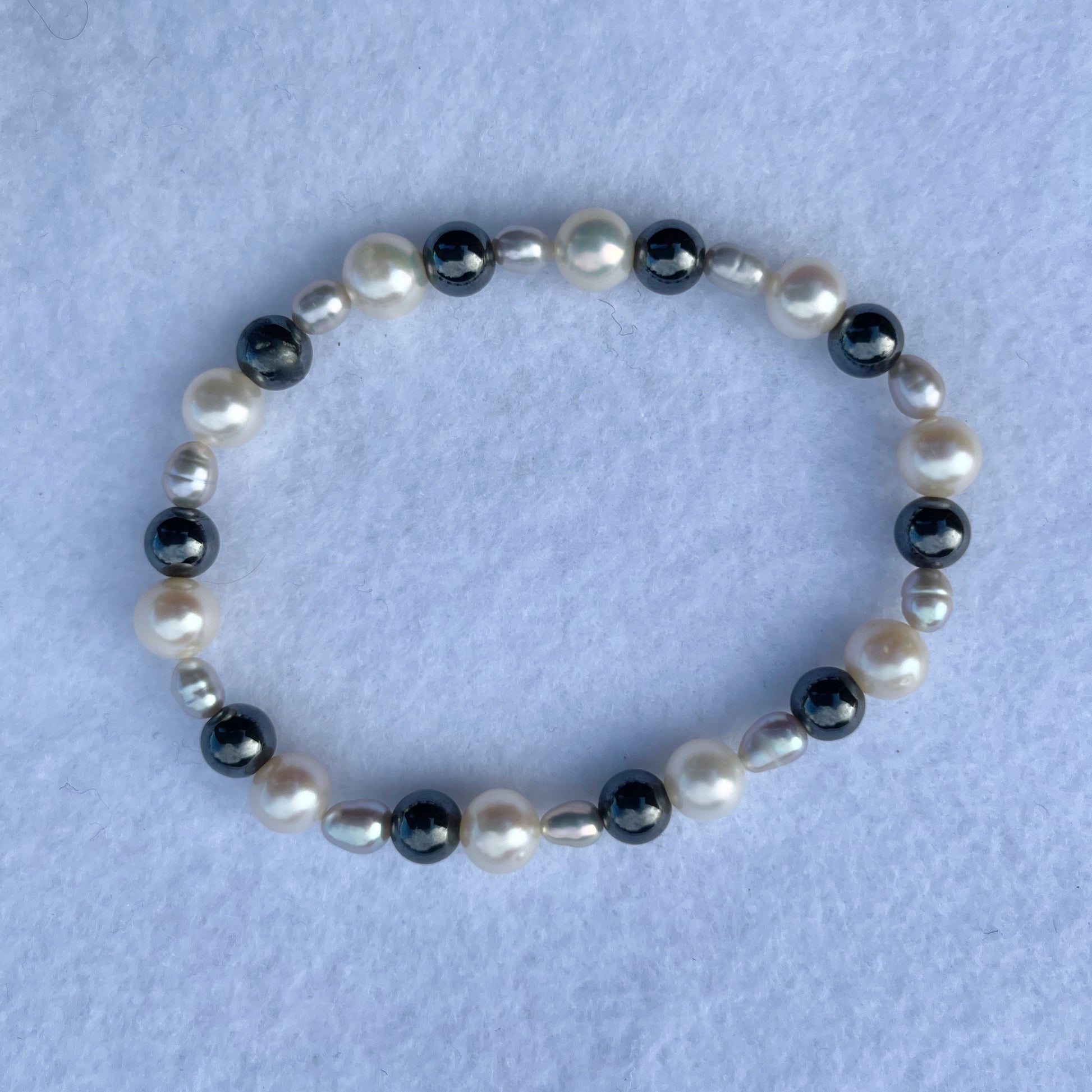 white pearl dark peacock light grey freshwater pearls bracelet